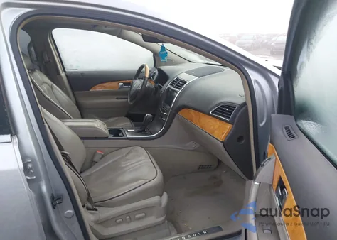 2011 Lincoln Mkx z USA, uszkodzony, nr VIN 2LMDJ8JK4BBJ33388